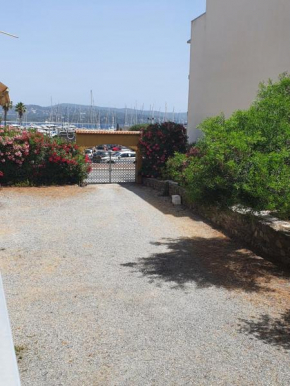 APPARTEMENT PORT DE CAVALAIRE